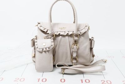 439-02260 Ｓａｍａｎｔｈａ　Ｔｈａｖａｓａ ショルダーバッグ