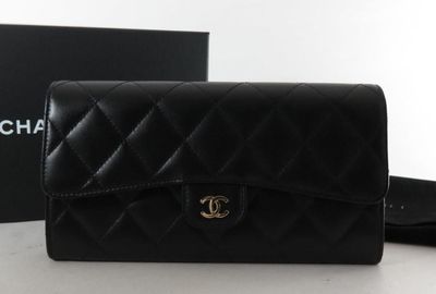 440-01558 ＣＨＡＮＥＬ 財布