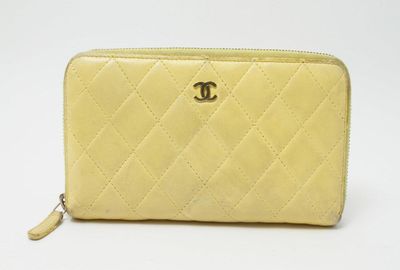 440-02173 ＣＨＡＮＥＬ 財布