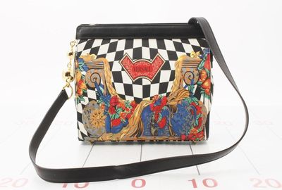 440-05275 ＶＥＲＳＡＣＥ ショルダーバッグ