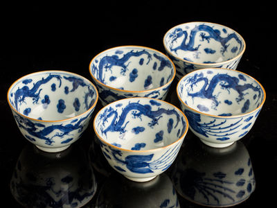 097-「萬暦年製」染付鳳凰龍紋碗五客