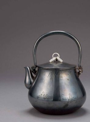 2155 柿畠甚吉造达摩形银瓶