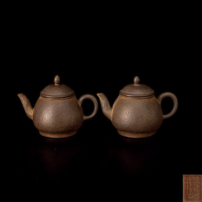 「吟花咏月品竹評茶」紫泥急須一双（箱付）