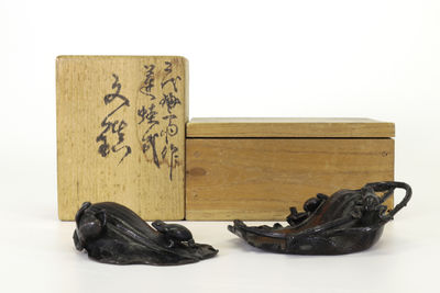 琢齋造斑紫銅 紙鎮2點（各共箱）