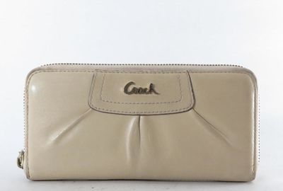 439-04606 ＣＯＡＣＨ 財布