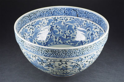 【夢工房】　古伊万里蓋蛸唐草内花唐草大深鉢　朝-1