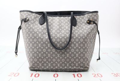 440-01137 ＬＯＵＩＳ　ＶＵＩＴＴＯＮ ショルダーバッグ