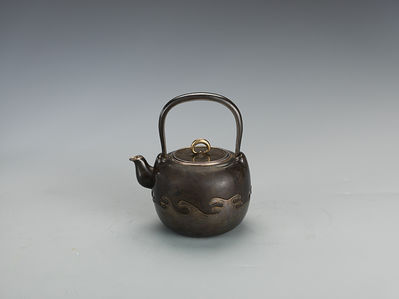 120 長島作 海波紋銅包銀壺