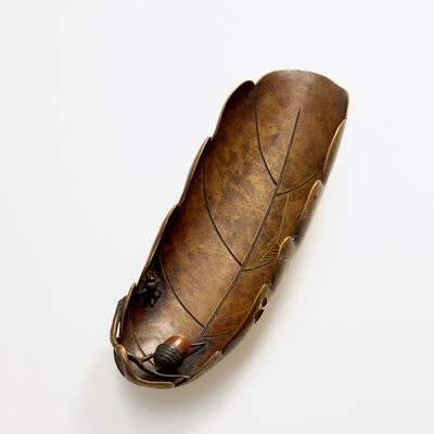 葉形蜘蛛巢図栗文黃銅茶合