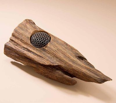 2227 沉香木制香炉