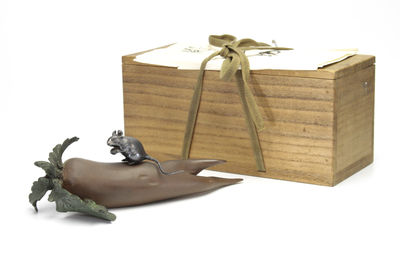 野尾秀親作 金工 大根銀製鼠置物（共箱）