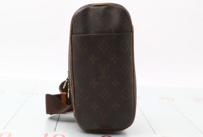 440-03380 ＬＯＵＩＳ　ＶＵＩＴＴＯＮ クラッチポシェット