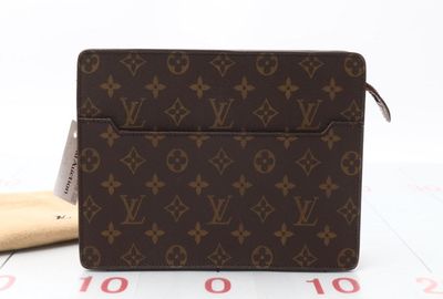 440-00810 ＬＯＵＩＳ　ＶＵＩＴＴＯＮ セカンドバッグ