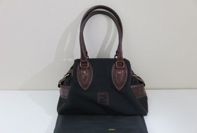 439-05283 ＦＥＮＤＩ ハンドバッグ