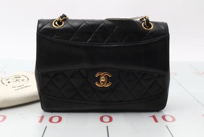 439-04028 ＣＨＡＮＥＬ ショルダーバッグ