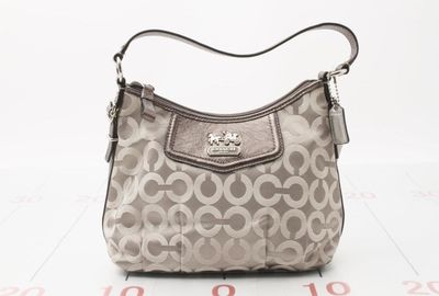 440-04528 ＣＯＡＣＨ ショルダーバッグ