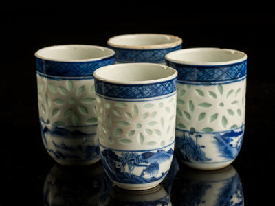 086-「康煕年製」染付山水図茶碗四客