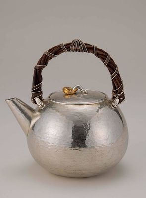 2248 生驹制纯银制宝珠式炮口汤沸