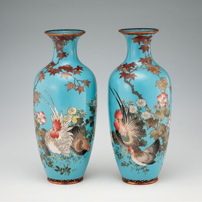 雞水色七宝対花瓶（木箱）