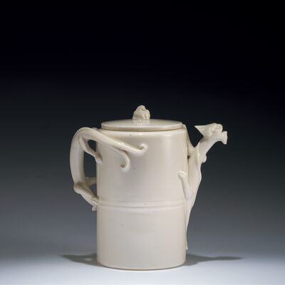 明時代 徳化龍式水注（時代箱）