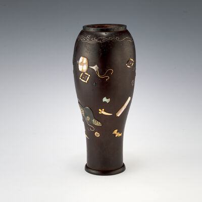 鉄製百宝象嵌花瓶