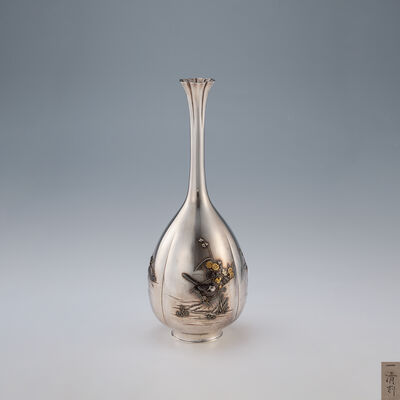 長谷川一清作 金銀象嵌菱花口四季花鳥瓜菱瓶（木箱）