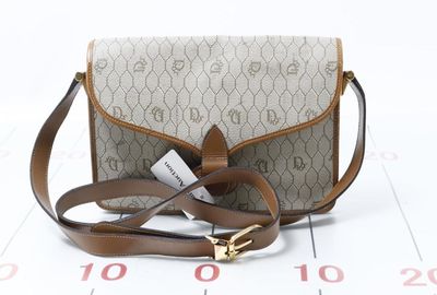 440-00757 Ｃｈｒｉｓｔｉａｎ　Ｄｉｏｒ ショルダーバッグ