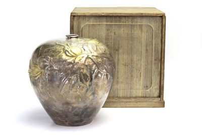 井伏圭介造 無嘴打出純銀大花瓶（共箱）