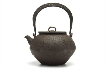 藏六造 金銀象嵌梅花文提 鉄瓶