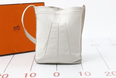 440-04586 ＨＥＲＭＥＳ ショルダーバッグ