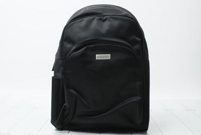 440-04035 ＧＩＶＥＮＣＨＹ リュック