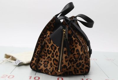 438-05349 ＬＯＥＷＥ ショルダーバッグ