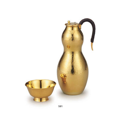 581 尚美堂 K18锤目纹酒器（付共箱） （一套）
