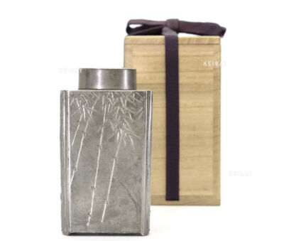 藏六造 片切雕翠竹文 純錫四角茶壺（共箱） 