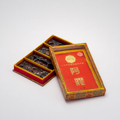 1986年 山東東阿阿膠 1盒