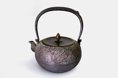平丸形松果摘鐵瓶