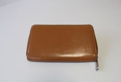 439-03634 ＬＯＵＩＳ　ＶＵＩＴＴＯＮ 財布
