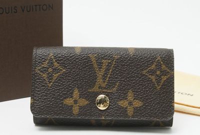 440-03090 ＬＯＵＩＳ　ＶＵＩＴＴＯＮ キーケース