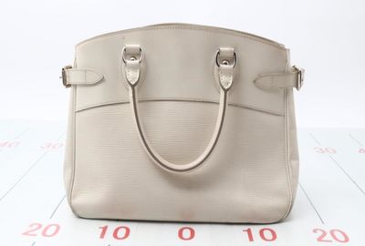 440-02981 ＬＯＵＩＳ　ＶＵＩＴＴＯＮ ハンドバッグ