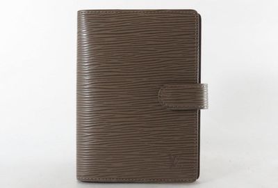 439-05595 ＬＯＵＩＳ　ＶＵＩＴＴＯＮ 手帳カバー・カードケース類