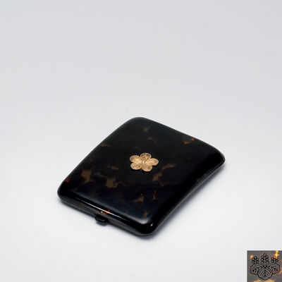 鼈甲 李王家御紋付 煙草ケース （木箱）