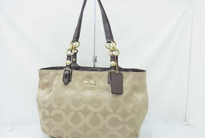440-00142 ＣＯＡＣＨ ショルダーバッグ