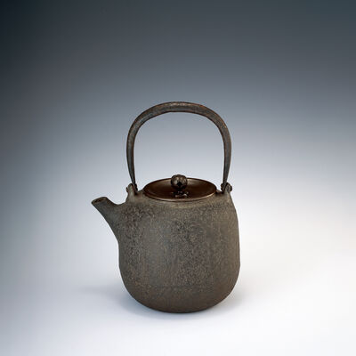 棗形銅蓋岩肌鉄瓶