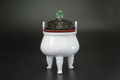 白瓷香爐 銅蓋翡翠鈕（共箱）