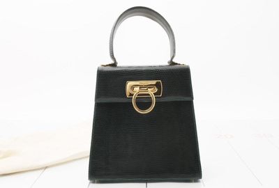 440-04868 Ｆｅｒｒａｇａｍｏ ハンドバッグ