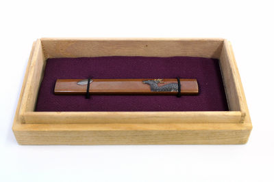 鳴啼梅花鹿小柄 共箱