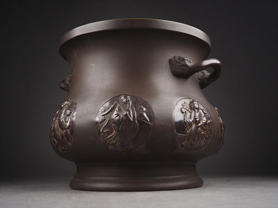 【夢工房】時代宣徳銅八仙人丸紋獅子耳火鉢　5.1ｋｇ　辰-71