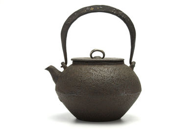 藏六造 金銀鑲嵌提梁銀摘鉄瓶