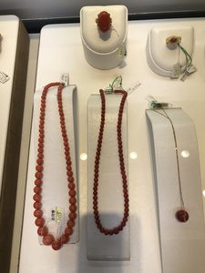 現場 红珊瑚项链