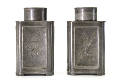 王東文造 片切雕方形锡茶入一對